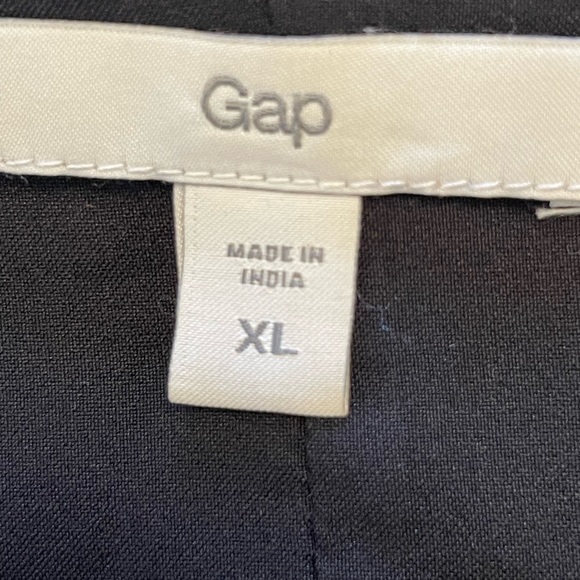 Gap black dress, size XL, decorative V neck - Picture 5 of 7